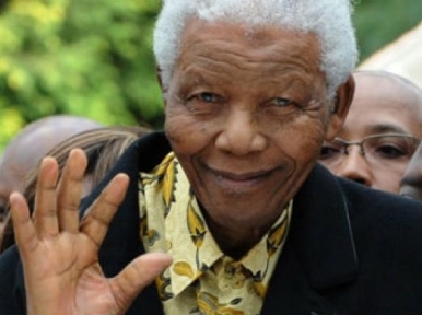 South Africa celebrates Mandela