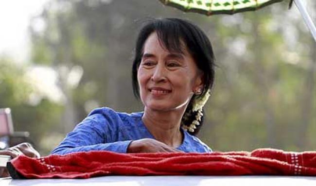 I want to run for president: Suu Kyi