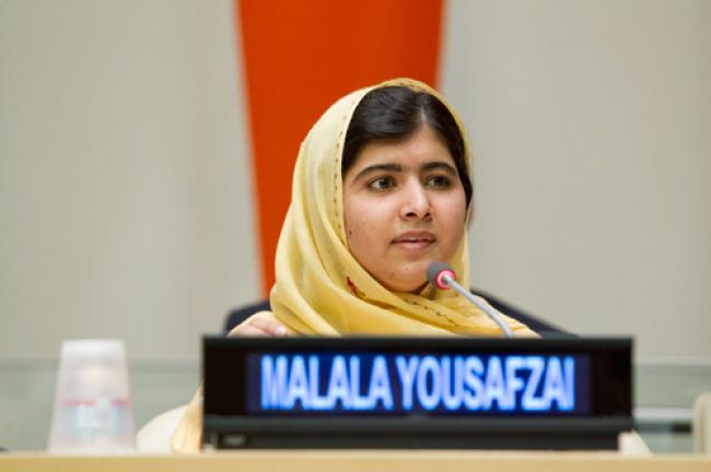 Malala Yousafzai receives 2013 UN human rights prize