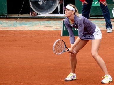 Sharapova lifts Madrid Open title