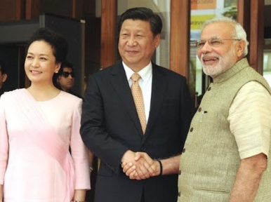 Modi hosts grand Gujarati fiesta for Chinese President