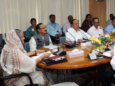 শিক্ষক নিয়োগে আলাদা কমিশন গঠন করা উচিতঃ হাসিনা