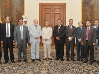 Bangladesh Foreign Minister calls on President Pranab Mukherjee