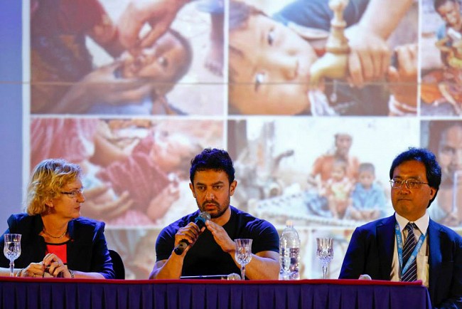 Bollywood star shines bright for UNICEF’s South Asia child nutrition campaign