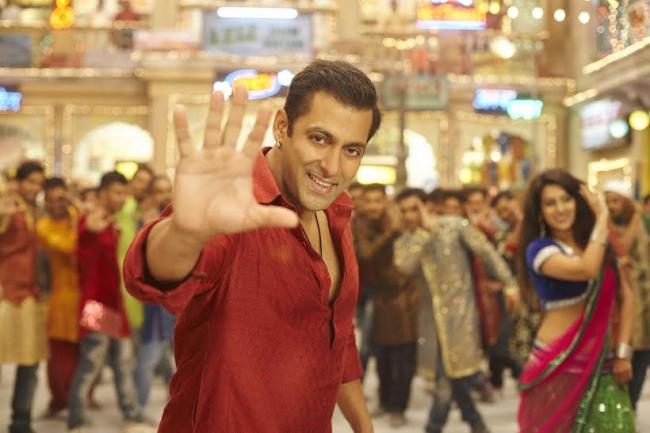 ভারতের বাজারে ঝড় তুলেছে ‘বাজরাঙ্গি ভাইজান’ ভারতের বাজারে ঝড় তুলেছে ‘বাজরাঙ্গি ভাইজান’