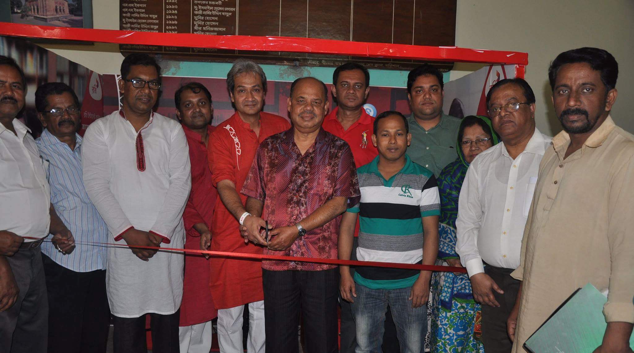 বরিশাল প্রেস ক্লাবে রবি’র ইন্টারনেট কর্নার বরিশাল প্রেস ক্লাবে রবি’র ইন্টারনেট কর্নার