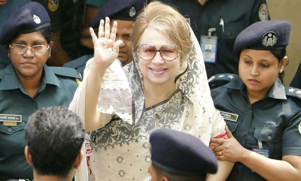 Graft case: Khaleda Zia's bail extended till July 31 Graft case: Khaleda Zia's bail extended till July 31