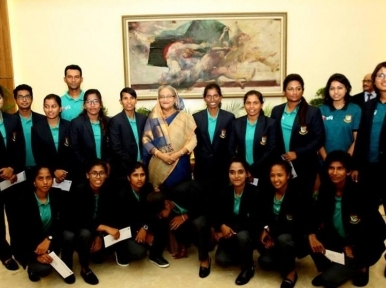 Hasina rewards women cricketers