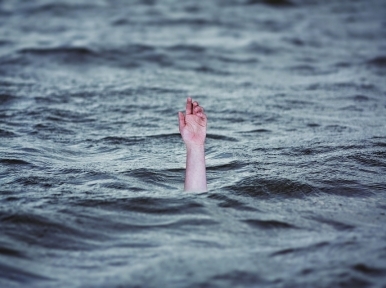 Cox Bazar: Student drowns in sea 