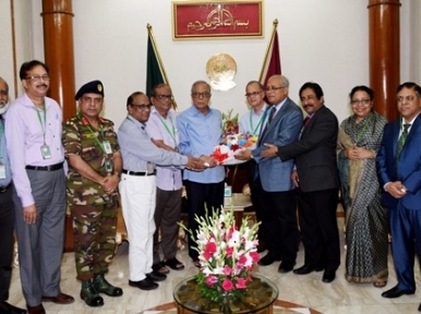 BSMMU team meets President Hamid 