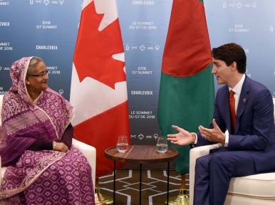 Hasina urges Canadian PM to help in sending back Bangabandhu's murderer 