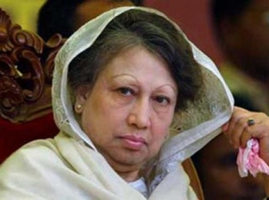Alamgir meets Khaleda Zia in prison