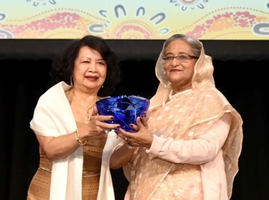 PM Hasina receives Global Women