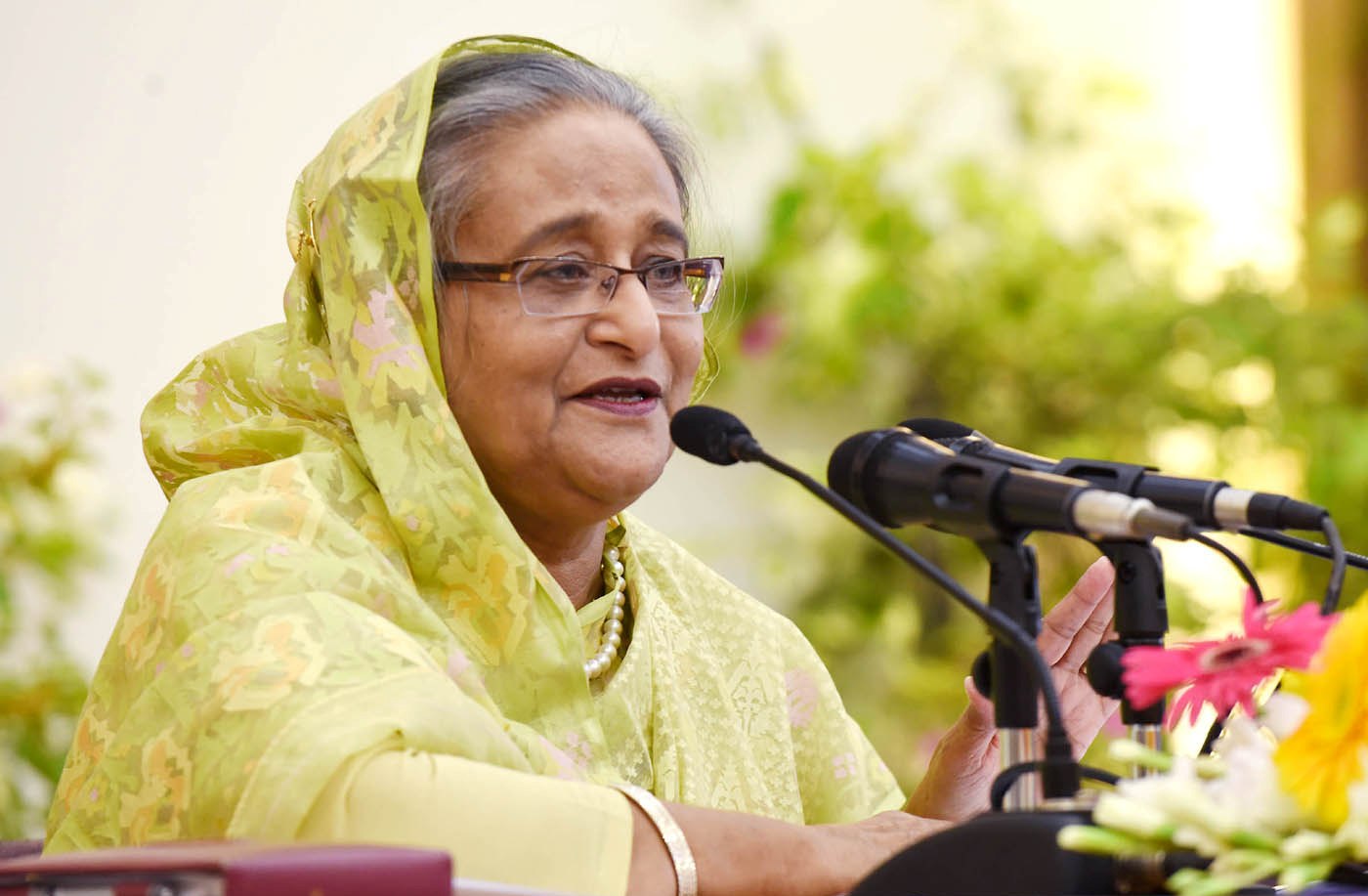 PM Hasina presents Eid gift to people from three districts 