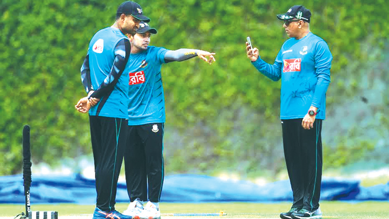 Coaching Bangladesh team is helping me do the job in Sr Lanka: Hathurusingha