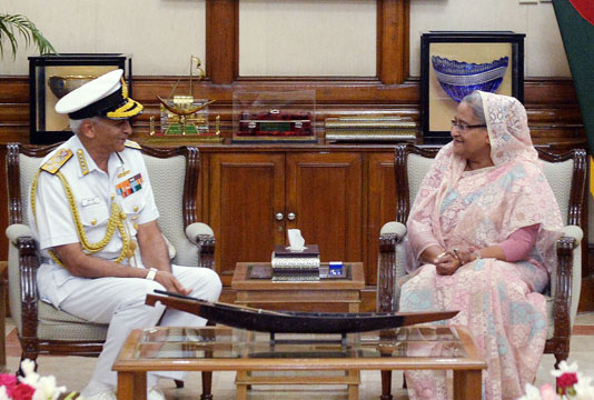 Indian Navy chief meets Sheikh Hasina 