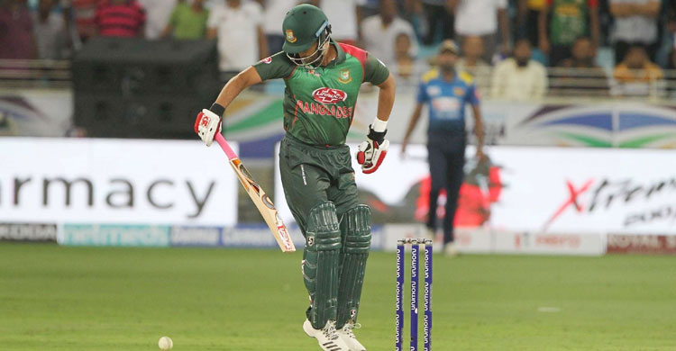 Tamim wins heart by playing with injured hand 