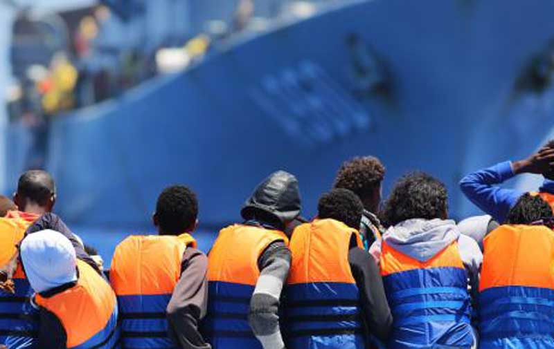 UN refugee agency presses States to aid 49 refugees stranded on Mediterranean
