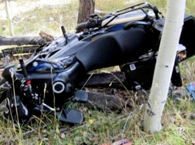 MotorCycle mishap leaves 2 dead 