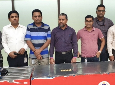 50 lakh gold seized from Shahjalal 