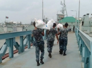 Navy gears up to fight Fani aftermath