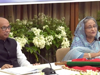PM Sheikh Hasina unveils Benapole Express