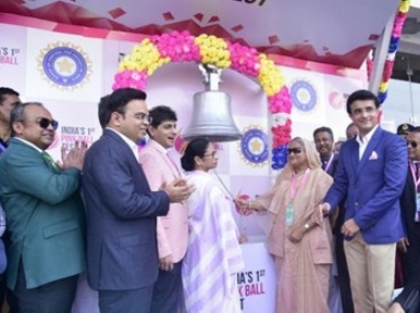 PM Hasina spends eventful day in Kolkata, attends Pink Ball Test