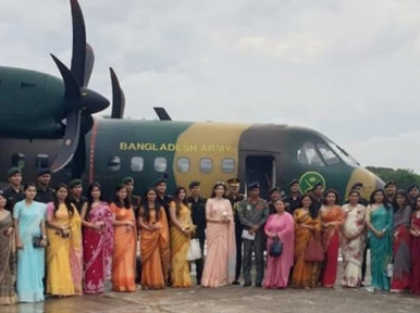 15 young Indian Army officers visits Bangladesh with their wives 