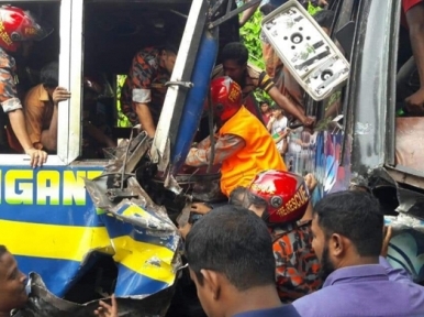 Bangladesh bus mishap leaves nation shocked