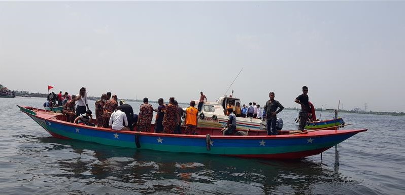 Meghna trawler mishap: One lady Ansar's body recovered 
