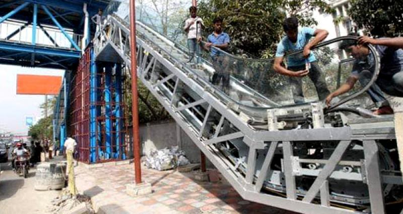 PM Hasina directs to add escalators on foot over bridge 