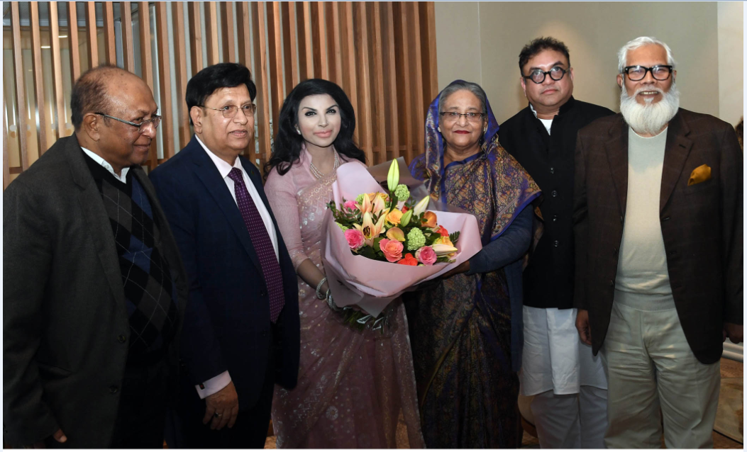 Sheikh Hasina reaches London