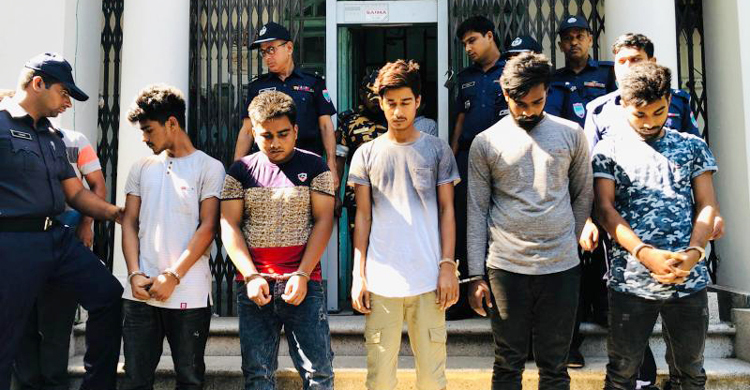 Bangladesh: Five freinds kill one in Dhaka