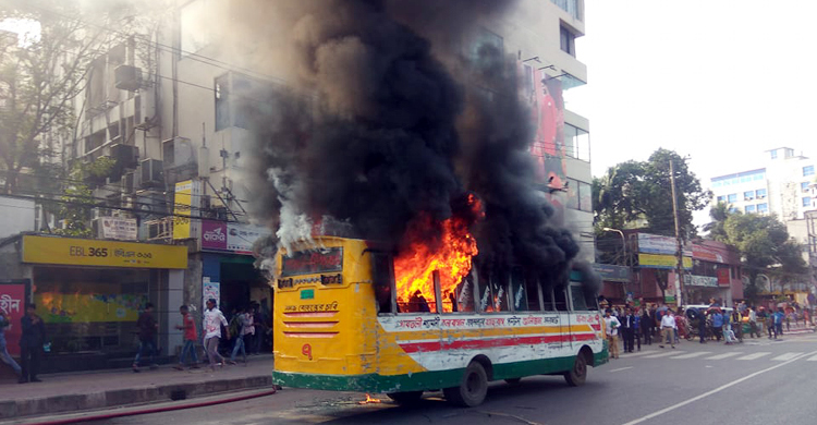 Dhanmondi: Road Mishap, Fire in Private Car and Bus 