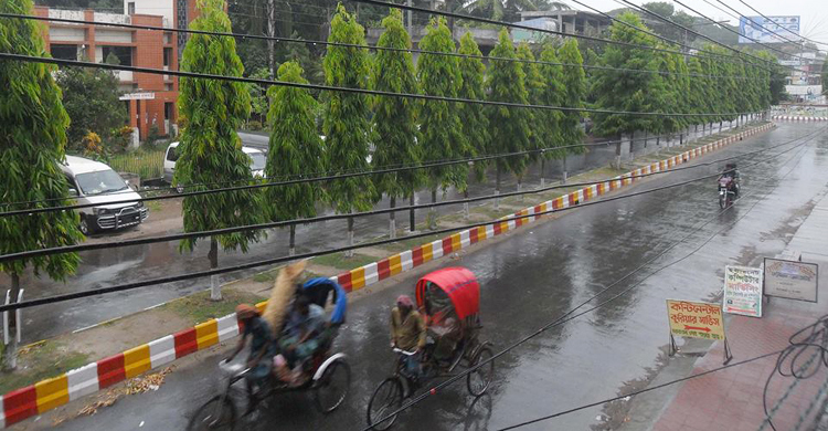 Rain hits Bangladesh, temperature reduces
