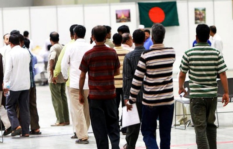 Saudi extends expatriate visa until October 30 Saudi extends expatriate visa until October 30