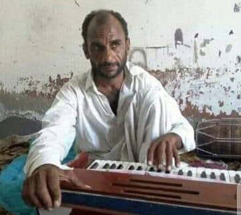 Pakistan: Unknown gunmen kill Balochi language singer Hanif Chamrok Pakistan: Unknown gunmen kill Balochi language singer Hanif Chamrok