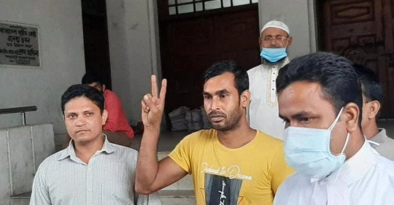 জাহালমকে ১৫ লাখ টাকা ক্ষতিপূরণ দেয় ব্র্যাক ব্যাংক জাহালমকে ১৫ লাখ টাকা ক্ষতিপূরণ দেয় ব্র্যাক ব্যাংক