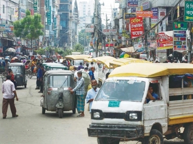 Dhaka: Transport begins