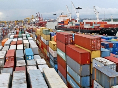 Trade deficit reducing gradually