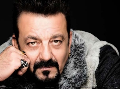 Battle against cancer: Sanjay Dutt emerges 'victorious', shares information on Twitter page