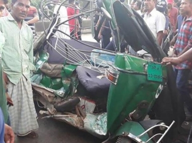 Feni accident: Two tuk-tuks collide head on, kill siblings in fatal crash