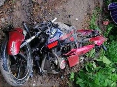 Rider killed in Dhaka road accident
