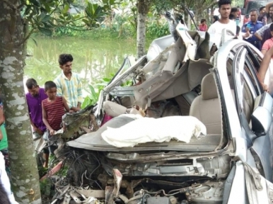 Five, including two brothers, killed in fatal car crash in Mymensingh 