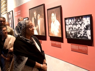PM Hasina visits exhibition on Bangabandhu 