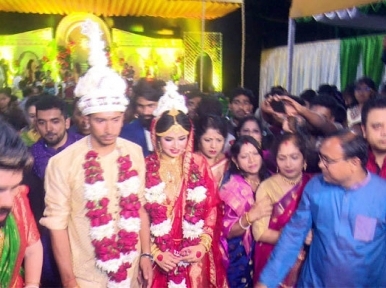 Cricketer Soumya gets hitched 