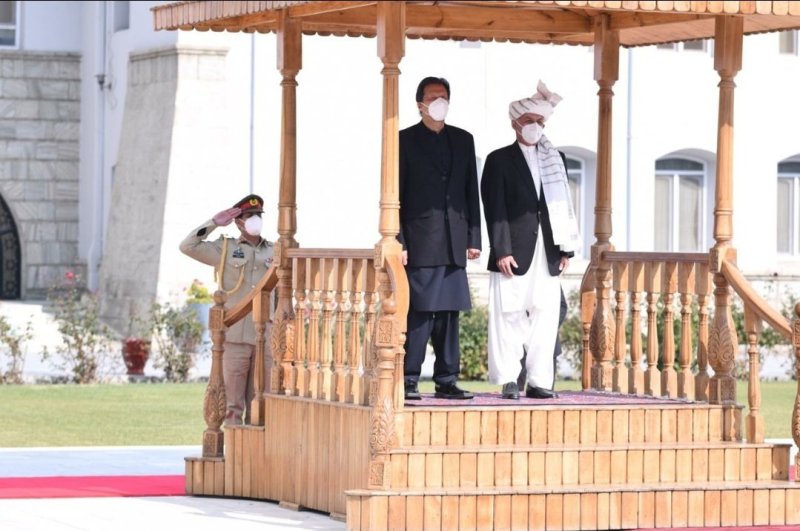 Pakistani PM Imran Khan visits Afghanistan to discuss peace talks, bilateral ties Pakistani PM Imran Khan visits Afghanistan to discuss peace talks, bilateral ties