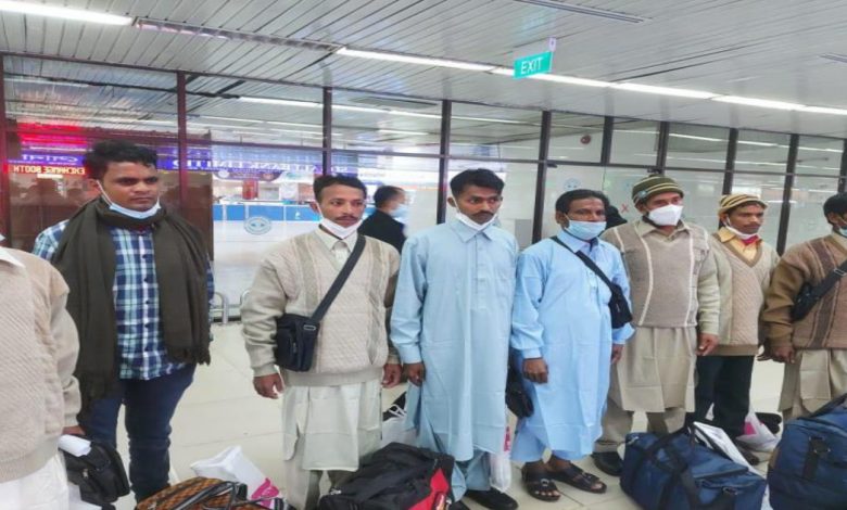 Bangladeshis imprisoned in Pakistan return home