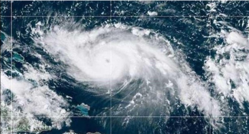 Cyclone Nivar moves towards India's Tamil Nadu