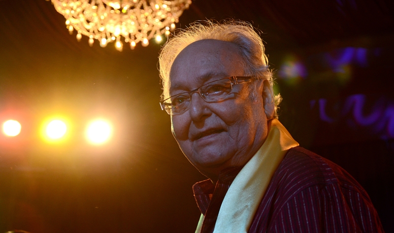 Tollywood: Veteran actor Soumitra Chatterjee's health extremely critical, says Kolkata hospital Tollywood: Veteran actor Soumitra Chatterjee's health extremely critical, says Kolkata hospital